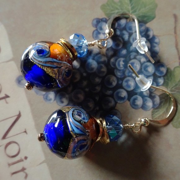 Handcrafted Murano earrings in deep blue and gold - Picture 6 of 6